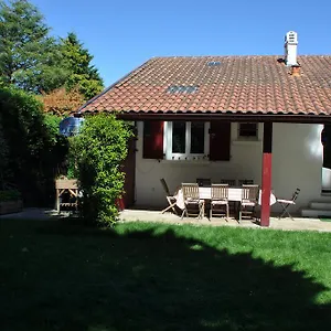 https://chez-phil-et-dom.biarritzhotels.info