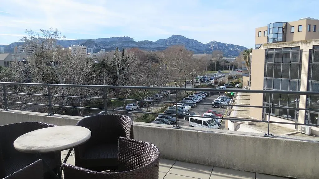 Residence Services Calypso Calanques Plage Marseille France