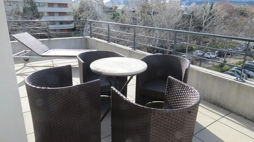 Residence Services Calypso Calanques Plage Marseille France