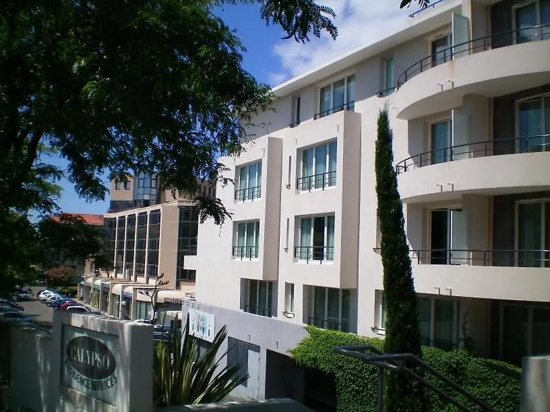 *** Hotel Residence Services Calypso Calanques Plage Marseille France