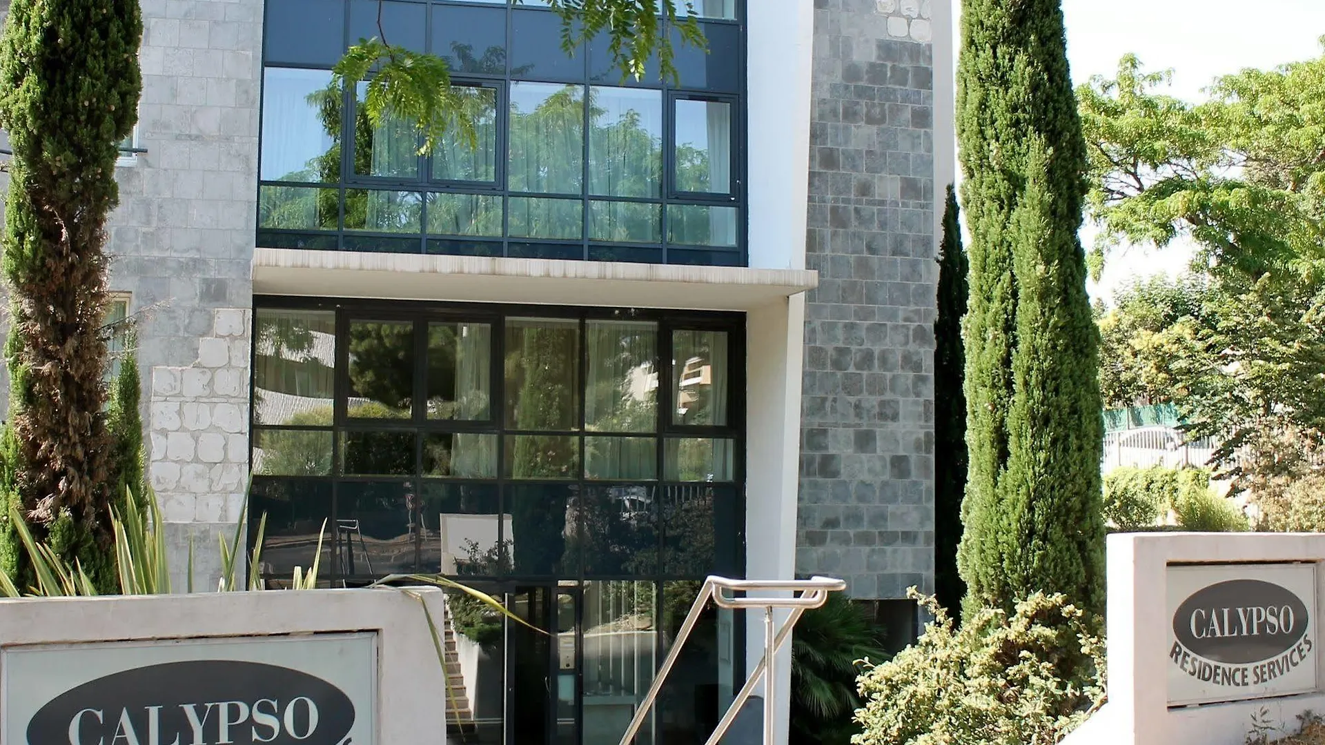 Residence Services Calypso Calanques Plage Marseille 3*,